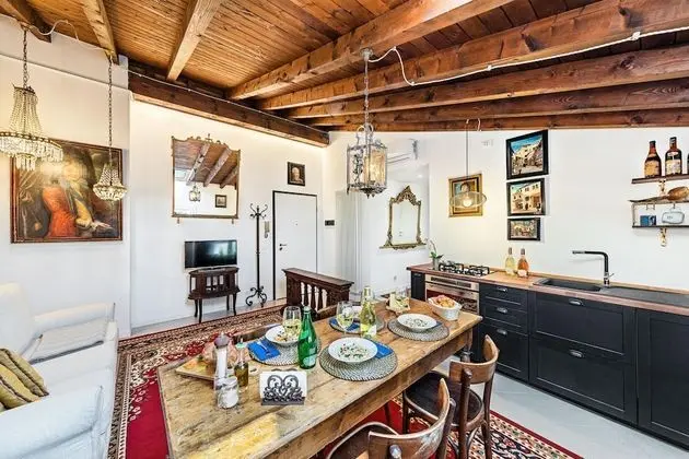 Palazzo Cominelli 2P 23 Apartment by Wonderful Italy - Oda