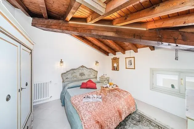 Palazzo Cominelli 2P 23 Apartment by Wonderful Italy - Oda