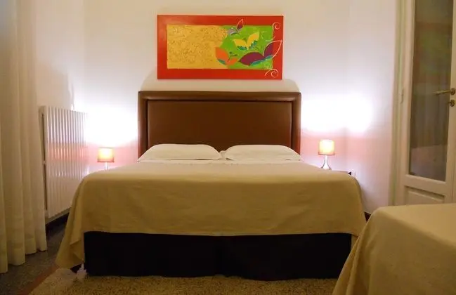 Palazzo De Tomasi B&B - Oda