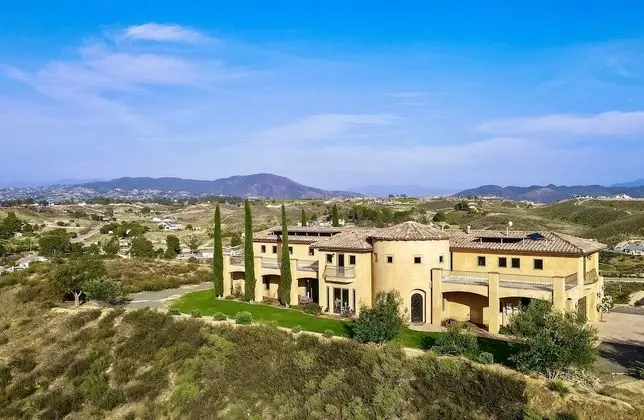 Palazzo Del Sol By Avantstay Breathtaking Home w/ Mountain Views & Hot Tub