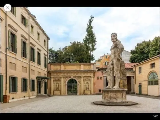 Palazzo Mantua Benavides Suites and Apartments