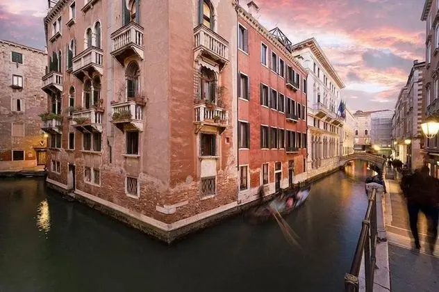 Palazzo Orseolo - Gondola View