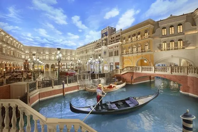 The Palazzo Prestige Club Lounge