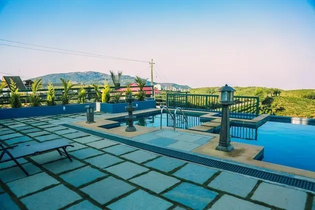 Palette Hill View Resort Vagamon - Havuz