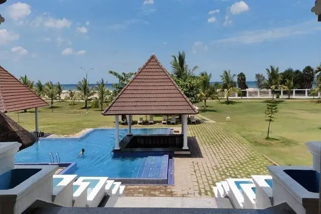 Palette Resorts - Le Pondy - Havuz