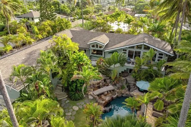 Palione Papalani by Avantstay Steps From Kailua Beach w/ Private Pool & Hot Tub - Dış Mekan