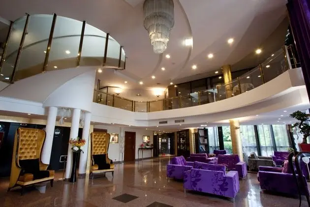 Palladia Toulouse - Lobi