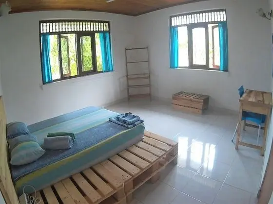 The Pallet House - Öne Çıkan Resim