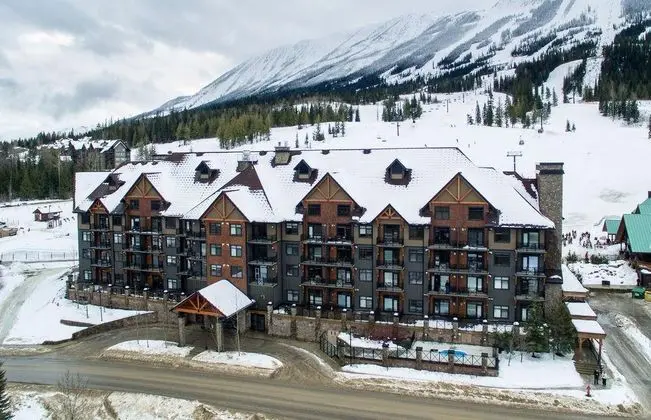 The Palliser Lodge