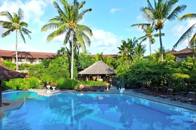 Palm Beach Hotel Bali