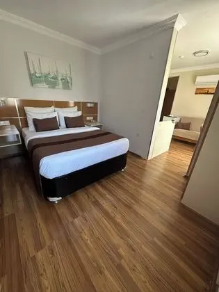 PALM BEACH HOTEL - Oda