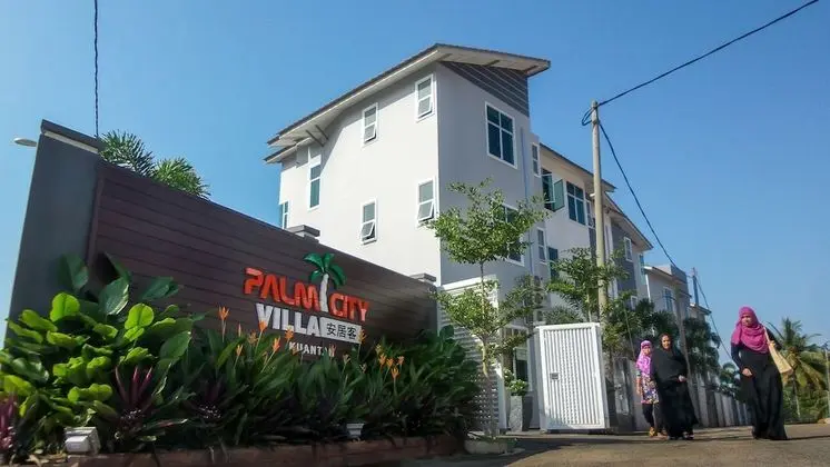 Palm City Villa - 1