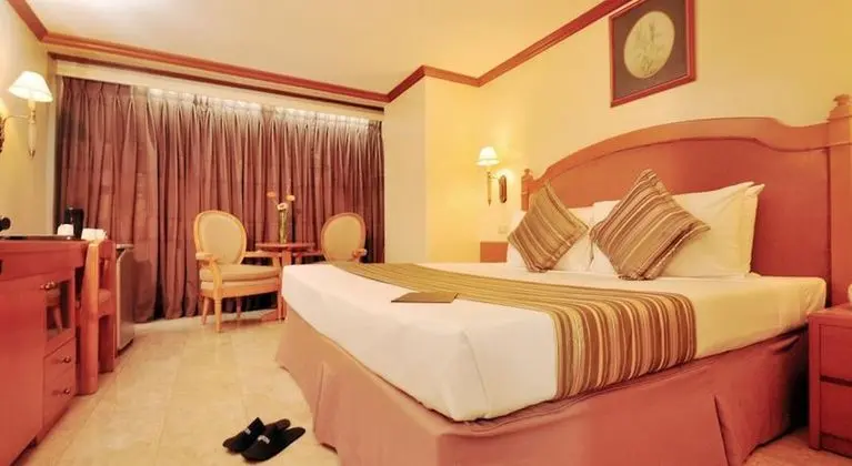 Palm Hotel (formerly known Palm Grove Hotel) - Oda
