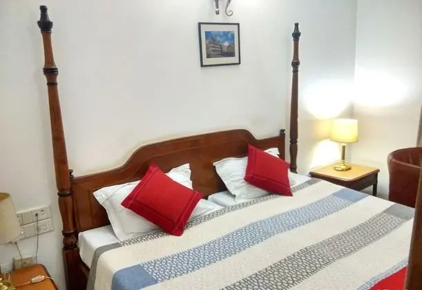Hotel Palm Greens - Oda