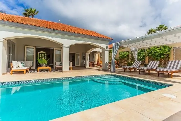 Palm Hills Villa