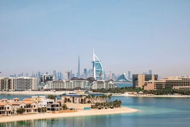 Palm Jumeirah Luxury w Private Beach Atlantis View - Oda