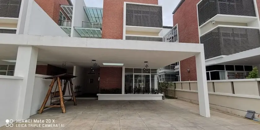 Palm Residence