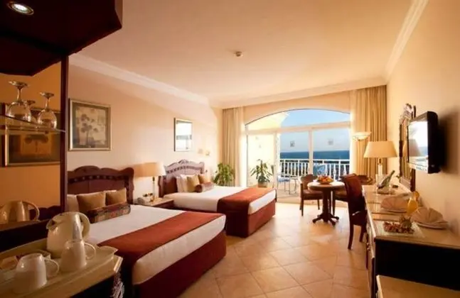 Palm Royale Soma Bay