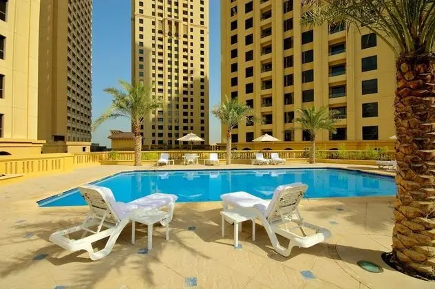 PalmBay @ JBR 4 Bedroom Sea View Apartment - Havuz
