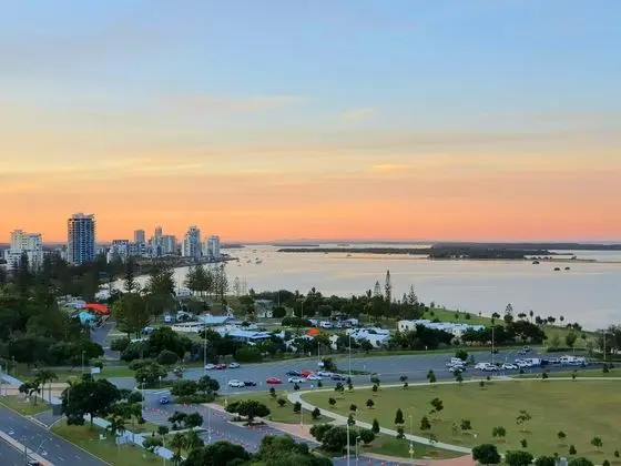 PALMERSTON TOWER RESORT