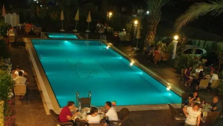 Palmira Hotel - Havuz