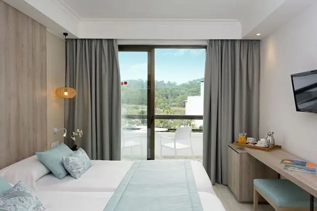 Hotel Palmira Paguera & Suites - Oda