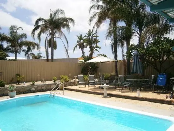 Palms Bed And Breakfast