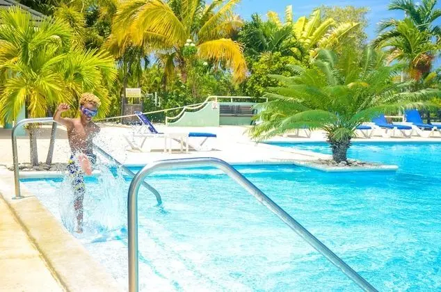 Villa at The Palms - Havuz