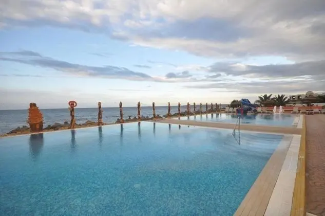Palmyra Holiday Resort & Spa - Families Only - Havuz