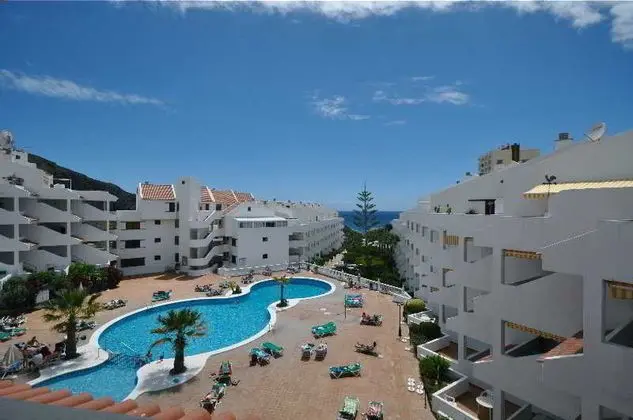 Paloma Beach Apartments 