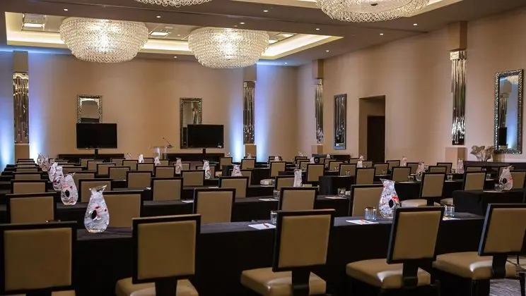Palomar Phoenix Cityscape A Kimpton Hotel