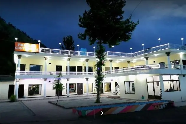 Pameer Continental Hotel And Restaurant - Dış Mekan