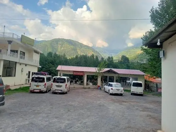 Pameer Continental Hotel and Restaurant - Dış Mekan
