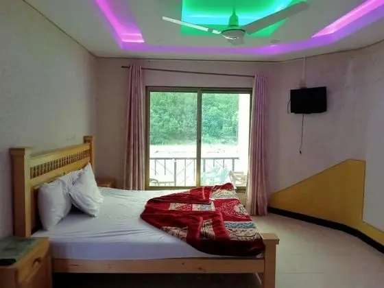 Pameer Continental Hotel and Restaurant - Oda