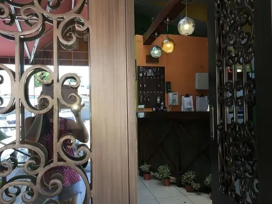 Panama House Bed & Breakfast - Dış Mekan