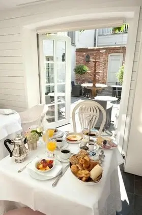 Pand 17 - Charming Guesthouse - Yerinde Yemek