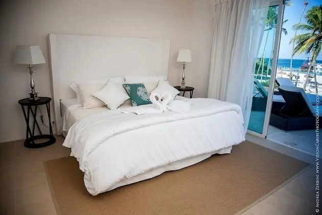 Villa Pandora Luxury Beachfront Villa in Los Corales Bavaro - Oda