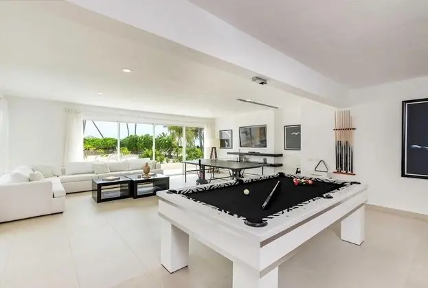 Villa Pandora Luxury Beachfront Villa in Los Corales Bavaro - Oda
