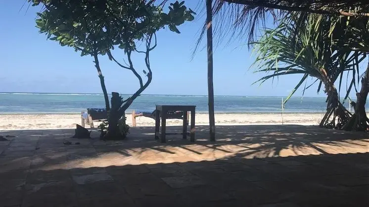 Panga Chumvi Beach Resort - Plaj