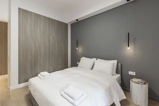 Pangrati Grove Apartment