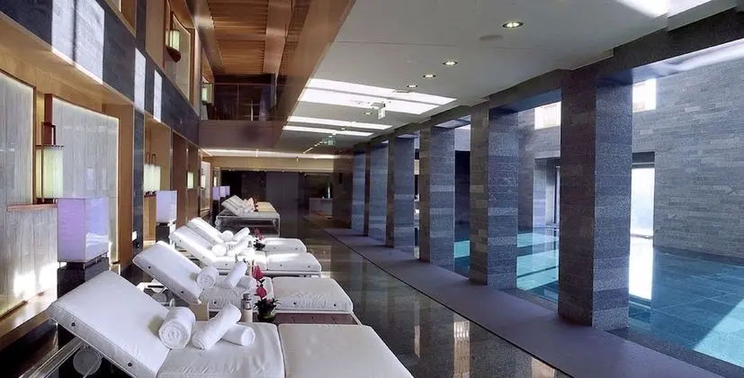 Pangu 7 Star Hotel - Havuz
