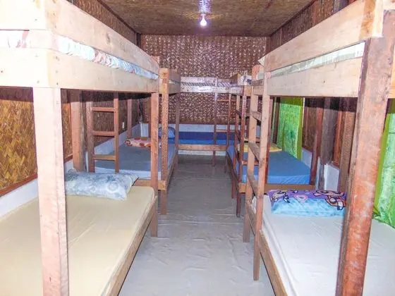 Pangulatan Beach Resort - Dormitory - Oda