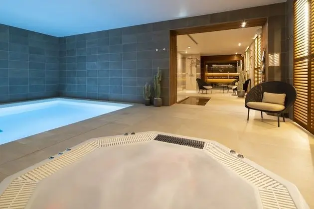 Panorama 360 Hôtel & Spa - Havuz