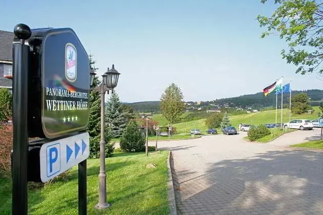 Panorama Berghotel Wettiner Höhe