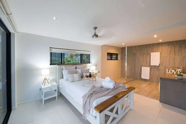 Panorama - Cannonvale