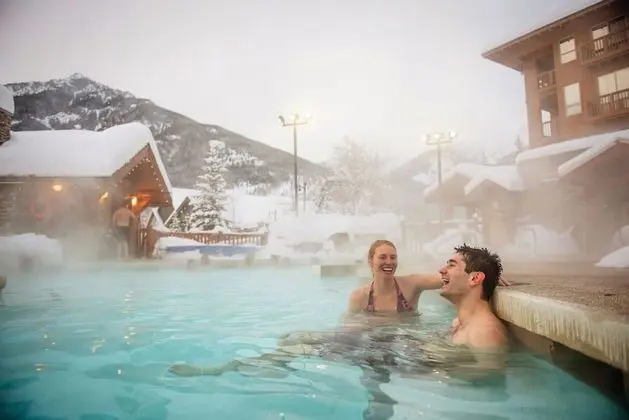 Panorama Mountain Resort - Ski Tip Tamarack Condos - Havuz