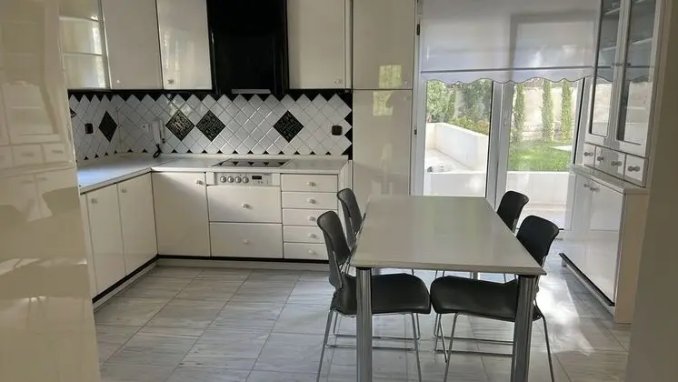 Panorama Villa With Pool and Garden - Mutfak