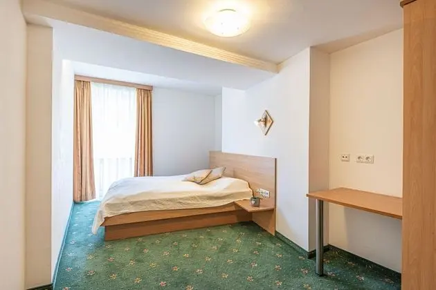 Panorama SPA Aparthotel Schillerhof - Oda