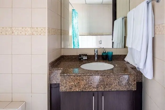 Panoramic 1BR Apartment In Dubai Marina - İç Mekan