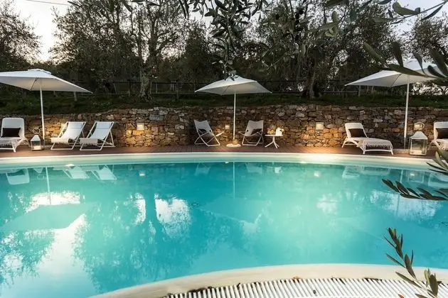 Panoramic 4 Bedrooms Farmhouse With Private Pool in Lucca Close to Town Centre - Oda